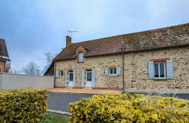 Les Maisons Rouges
