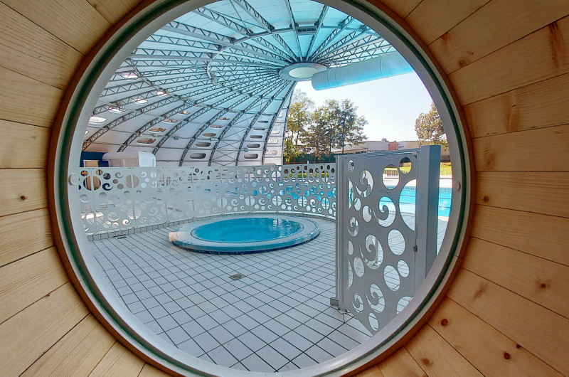  Page Facebook Aqua Bazelle
